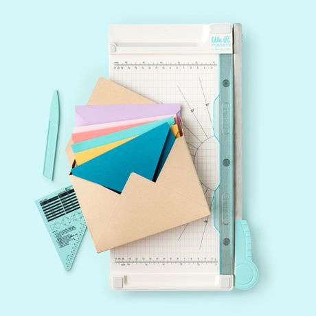 The Works 2 - We R We R The Works 2 con sobres y proyectos de papel para papelería creativa.